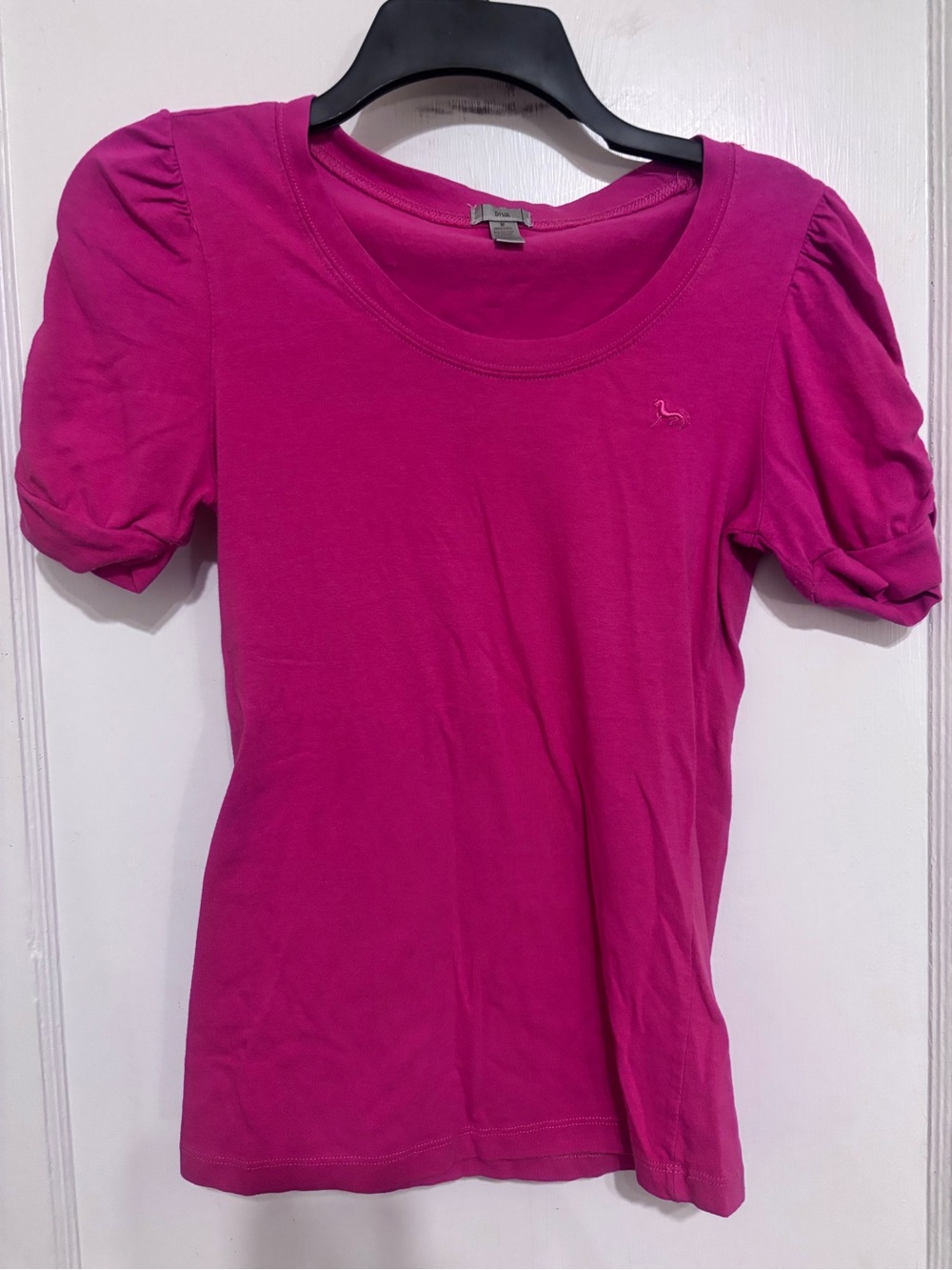 Diva Magenta Puff Sleeve Short Sleeve Tee